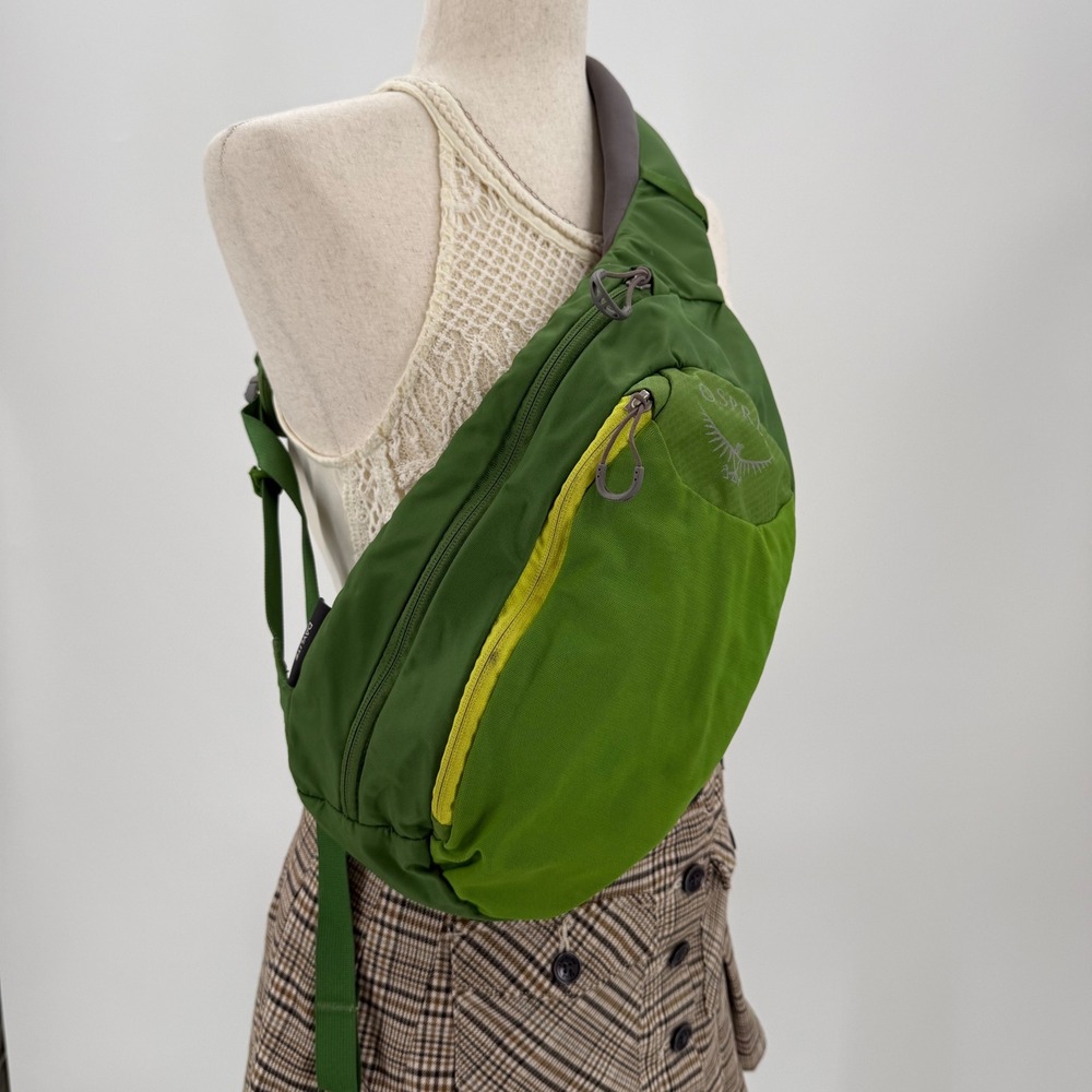 Osprey Daylite Lime Green Sling Crossbody Shoulder Travel Daily Use Bag 5-6 L